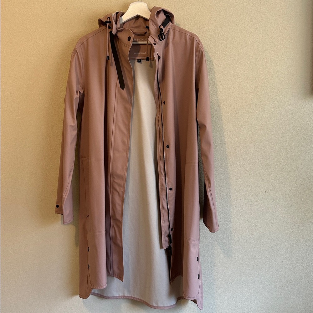 IlseJacobsen Hooded Raincoat Color: Adobe Rose - Picture 4 of 16